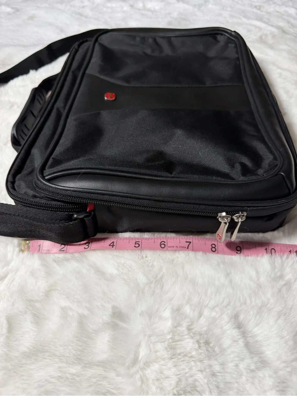 SwissGear Black Laptop Briefcase with Shoulder Strap
